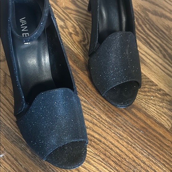 Vaneli Black Heels with Open Toe and Slingback Design - Picture 5 of 7